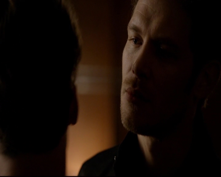 VampireDiariesWorld-dot-nl_TheOriginals_3x01ForTheMillemnium1933.jpg