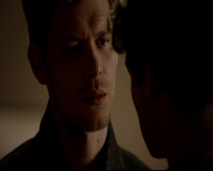 VampireDiariesWorld-dot-nl_TheOriginals_3x01ForTheMillemnium1989.jpg