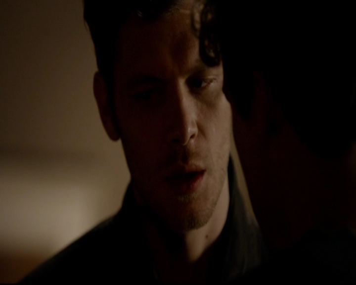 VampireDiariesWorld-dot-nl_TheOriginals_3x01ForTheMillemnium1991.jpg