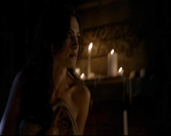 VampireDiariesWorld-dot-nl_TheOriginals_3x01ForTheMillemnium2123.jpg