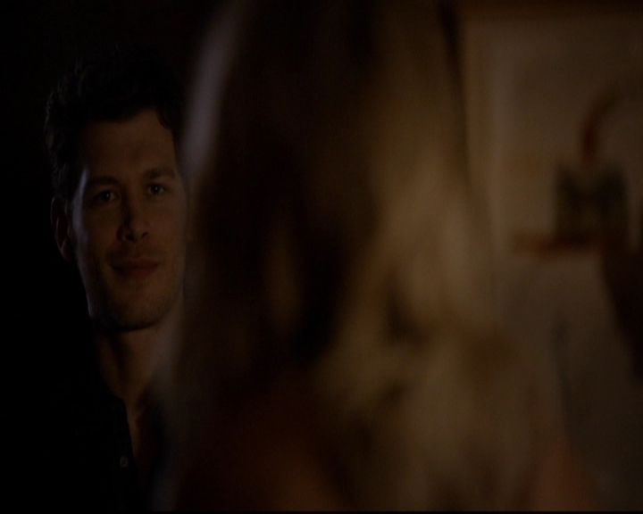 VampireDiariesWorld-dot-nl_TheOriginals_3x01ForTheMillemnium2144.jpg