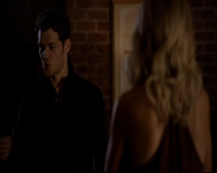 VampireDiariesWorld-dot-nl_TheOriginals_3x01ForTheMillemnium2159.jpg