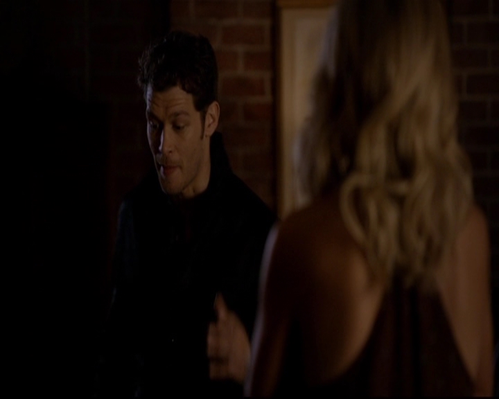 VampireDiariesWorld-dot-nl_TheOriginals_3x01ForTheMillemnium2160.jpg