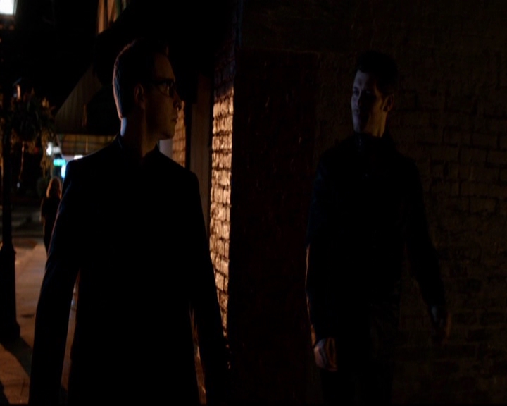 VampireDiariesWorld-dot-nl_TheOriginals_3x01ForTheMillemnium2233.jpg