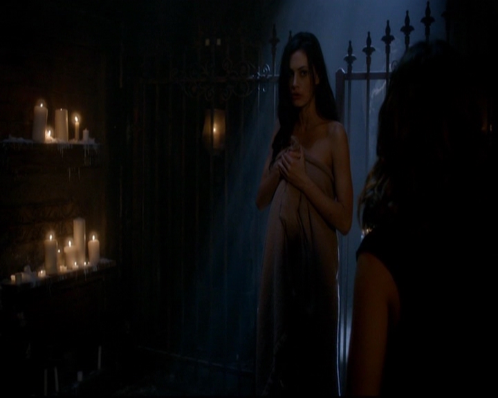 VampireDiariesWorld-dot-nl_TheOriginals_3x02YouHungTheMoon0058.jpg