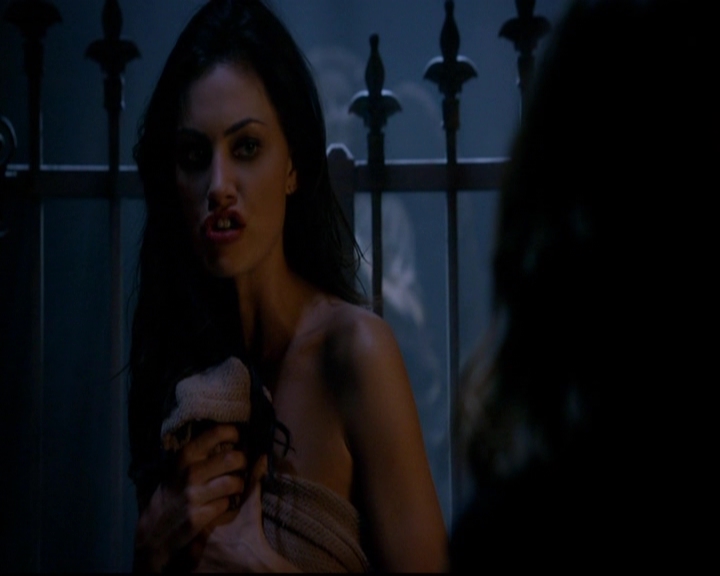 VampireDiariesWorld-dot-nl_TheOriginals_3x02YouHungTheMoon0065.jpg