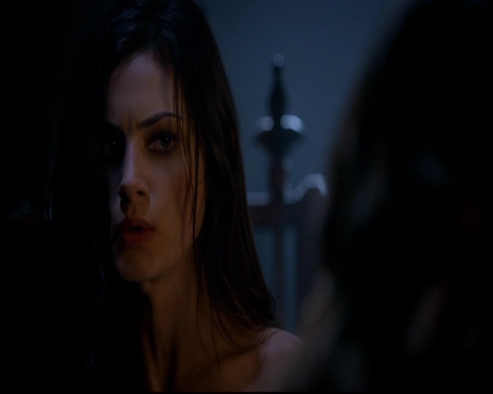 VampireDiariesWorld-dot-nl_TheOriginals_3x02YouHungTheMoon0072.jpg