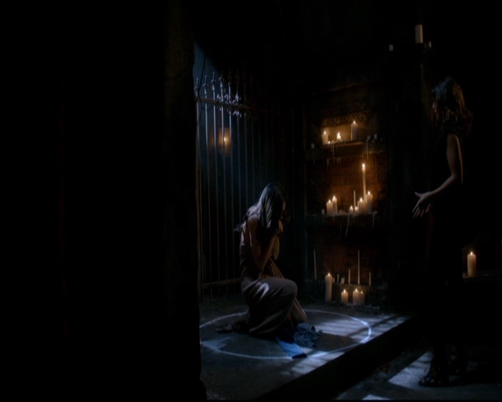 VampireDiariesWorld-dot-nl_TheOriginals_3x02YouHungTheMoon0081.jpg