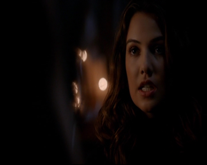 VampireDiariesWorld-dot-nl_TheOriginals_3x02YouHungTheMoon0098.jpg