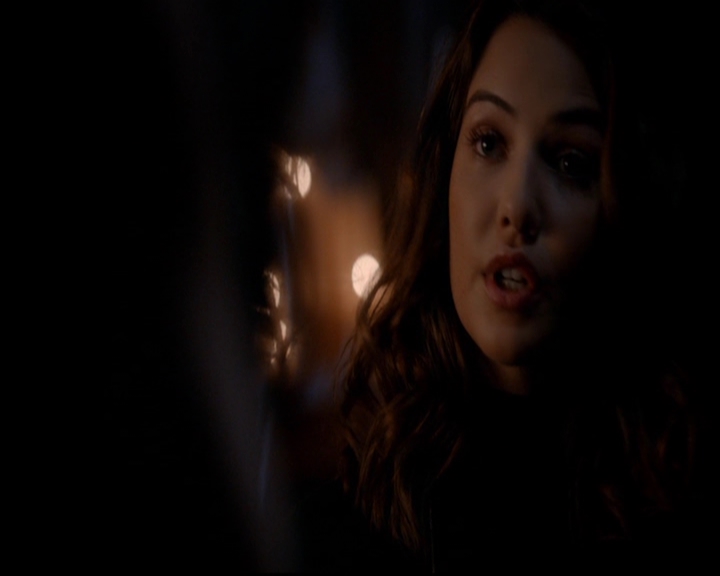 VampireDiariesWorld-dot-nl_TheOriginals_3x02YouHungTheMoon0100.jpg