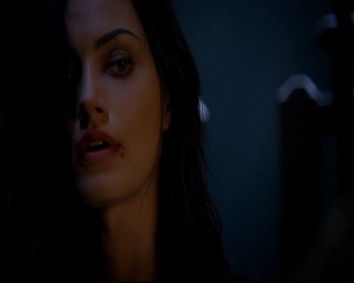 VampireDiariesWorld-dot-nl_TheOriginals_3x02YouHungTheMoon0105.jpg