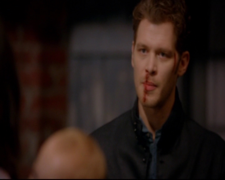 VampireDiariesWorld-dot-nl_TheOriginals_3x02YouHungTheMoon1536.jpg