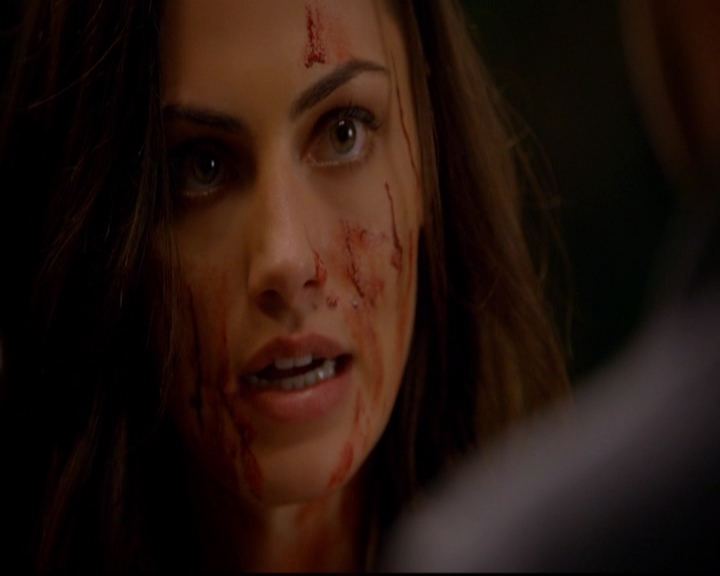 VampireDiariesWorld-dot-nl_TheOriginals_3x02YouHungTheMoon1547.jpg