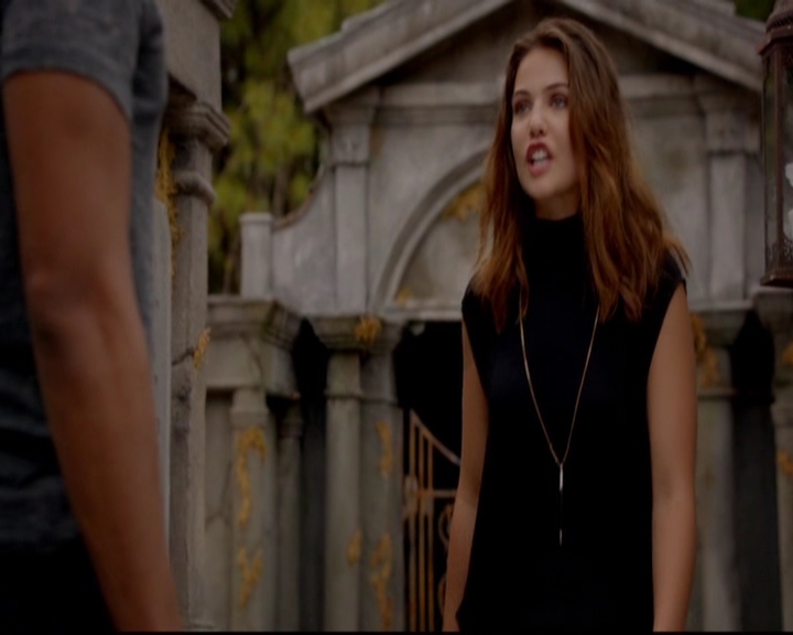 VampireDiariesWorld-dot-nl_TheOriginals_3x02YouHungTheMoon1619.jpg