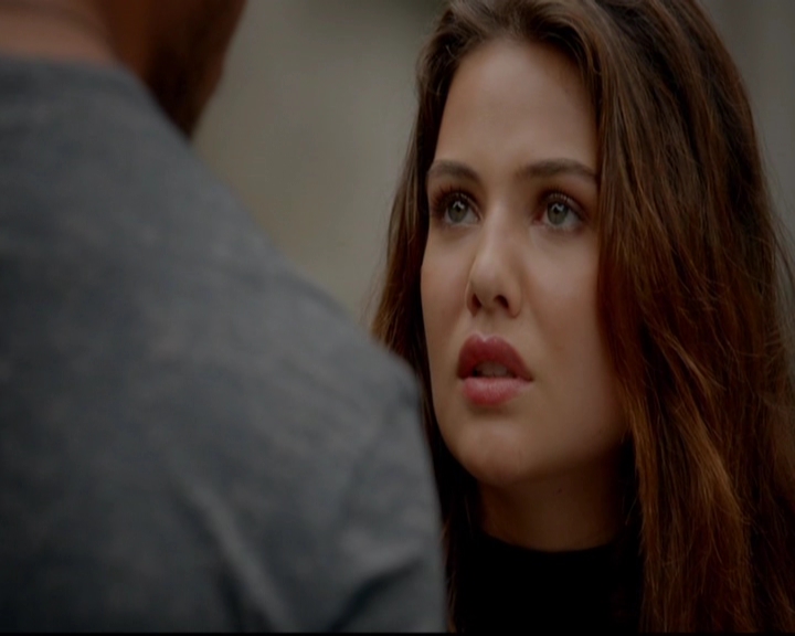 VampireDiariesWorld-dot-nl_TheOriginals_3x02YouHungTheMoon1630.jpg