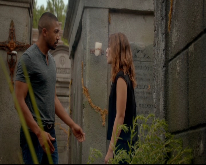 VampireDiariesWorld-dot-nl_TheOriginals_3x02YouHungTheMoon1639.jpg