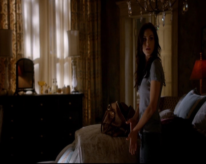 VampireDiariesWorld-dot-nl_TheOriginals_3x02YouHungTheMoon1691.jpg