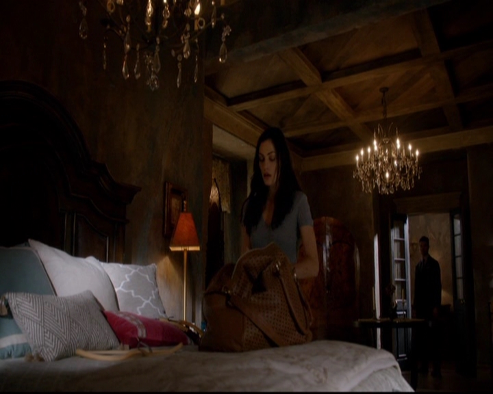 VampireDiariesWorld-dot-nl_TheOriginals_3x02YouHungTheMoon1694.jpg