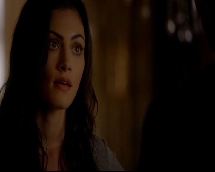 VampireDiariesWorld-dot-nl_TheOriginals_3x02YouHungTheMoon1728.jpg