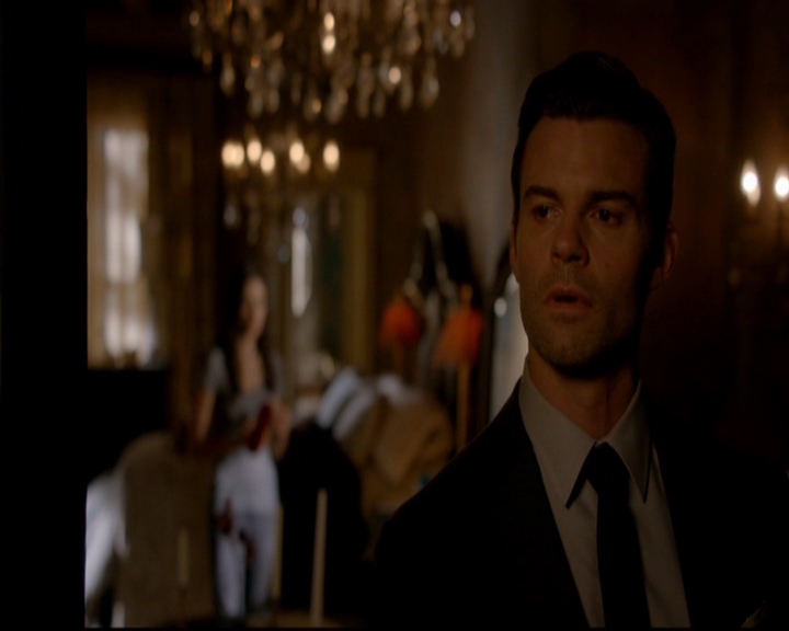 VampireDiariesWorld-dot-nl_TheOriginals_3x02YouHungTheMoon1751.jpg