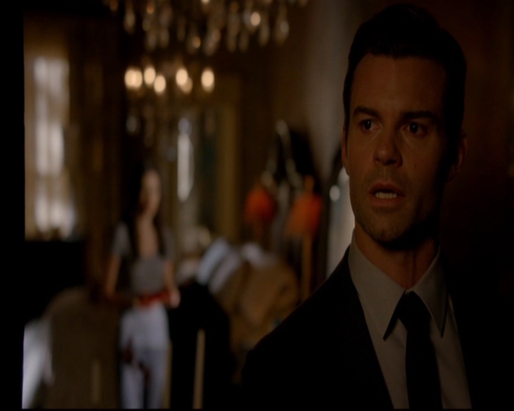 VampireDiariesWorld-dot-nl_TheOriginals_3x02YouHungTheMoon1758.jpg