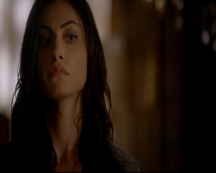 VampireDiariesWorld-dot-nl_TheOriginals_3x02YouHungTheMoon1767.jpg