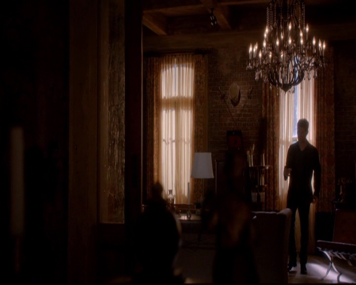 VampireDiariesWorld-dot-nl_TheOriginals_3x02YouHungTheMoon1943.jpg