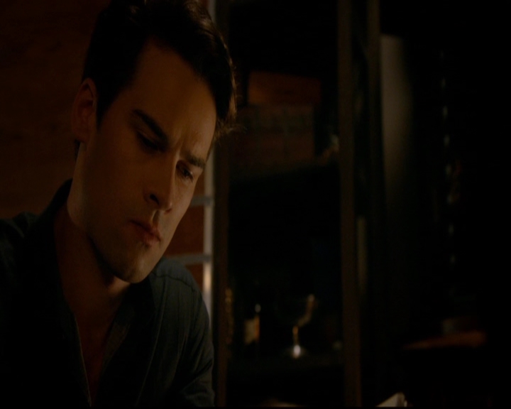 VampireDiariesWorld-dot-nl_TheOriginals_3x02YouHungTheMoon2035.jpg