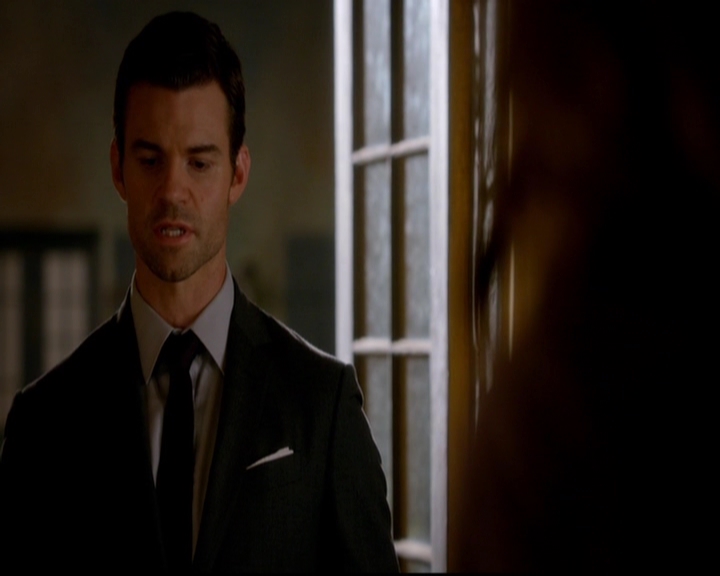 VampireDiariesWorld-dot-nl_TheOriginals_3x02YouHungTheMoon2067.jpg