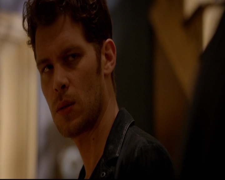 VampireDiariesWorld-dot-nl_TheOriginals_3x02YouHungTheMoon2153.jpg