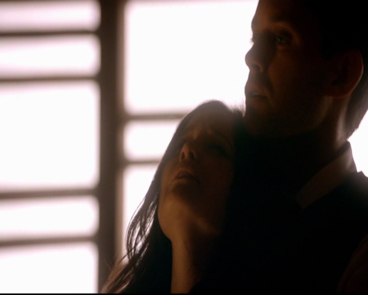 VampireDiariesWorld-dot-nl_TheOriginals_3x02YouHungTheMoon2245.jpg