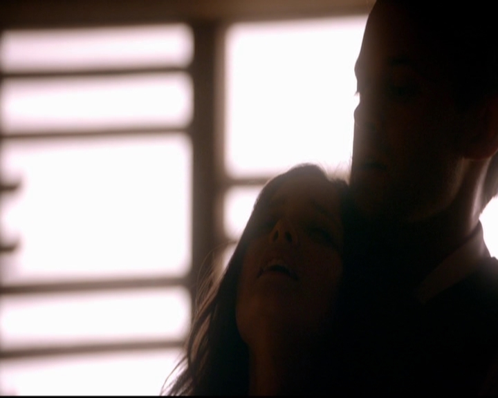 VampireDiariesWorld-dot-nl_TheOriginals_3x02YouHungTheMoon2247.jpg