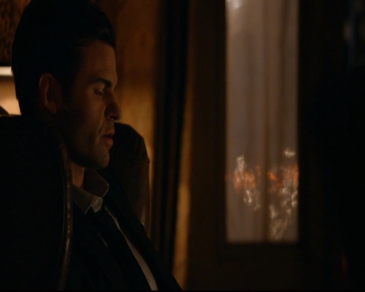 VampireDiariesWorld-dot-nl_TheOriginals_3x03IllSeeYouInHellOrNewOrleans2063.jpg