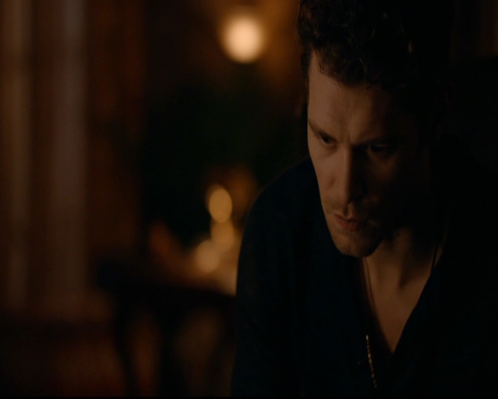 VampireDiariesWorld-dot-nl_TheOriginals_3x03IllSeeYouInHellOrNewOrleans2098.jpg