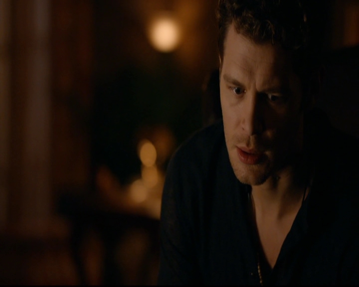 VampireDiariesWorld-dot-nl_TheOriginals_3x03IllSeeYouInHellOrNewOrleans2108.jpg