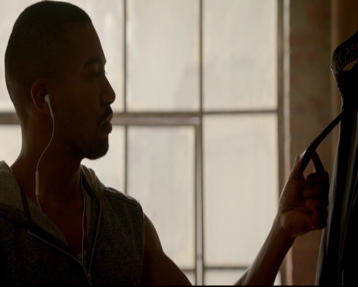 VampireDiariesWorld-dot-nl_TheOriginals_3x04AWalkOnTheWildSide0130.jpg