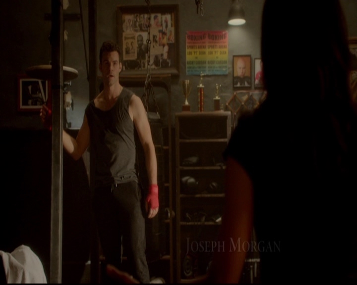 VampireDiariesWorld-dot-nl_TheOriginals_3x04AWalkOnTheWildSide0157.jpg