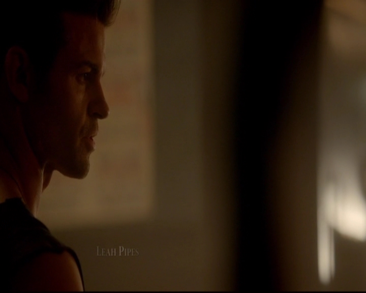 VampireDiariesWorld-dot-nl_TheOriginals_3x04AWalkOnTheWildSide0174.jpg