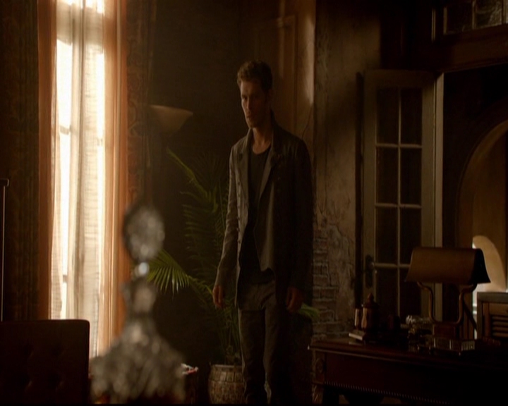 VampireDiariesWorld-dot-nl_TheOriginals_3x04AWalkOnTheWildSide0193.jpg