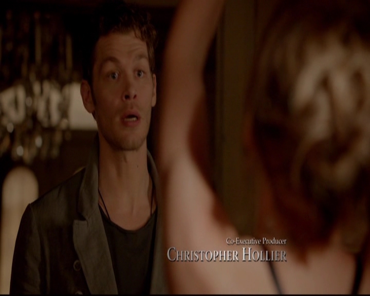 VampireDiariesWorld-dot-nl_TheOriginals_3x04AWalkOnTheWildSide0214.jpg