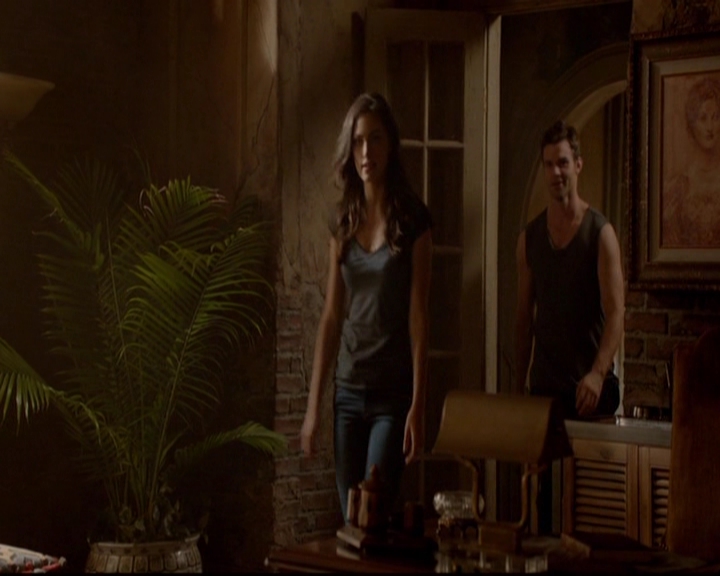 VampireDiariesWorld-dot-nl_TheOriginals_3x04AWalkOnTheWildSide0219.jpg