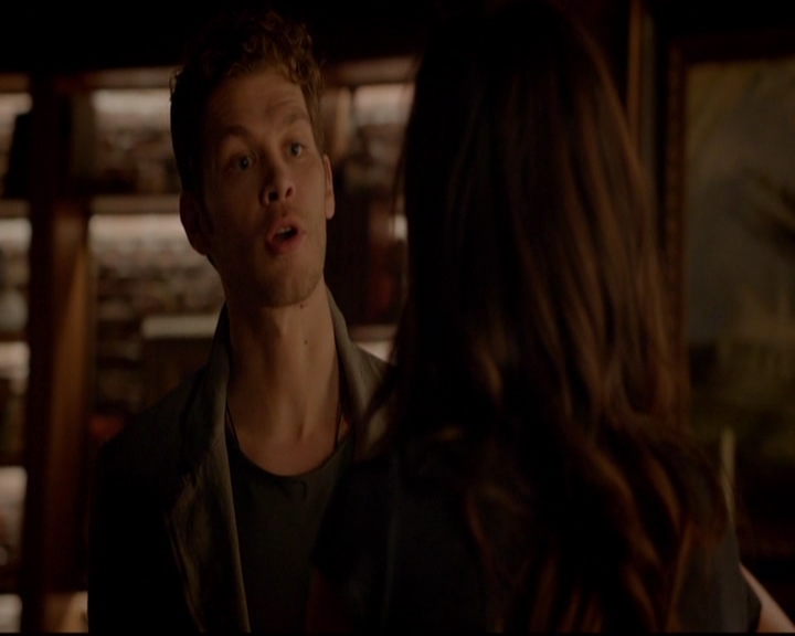 VampireDiariesWorld-dot-nl_TheOriginals_3x04AWalkOnTheWildSide0258.jpg