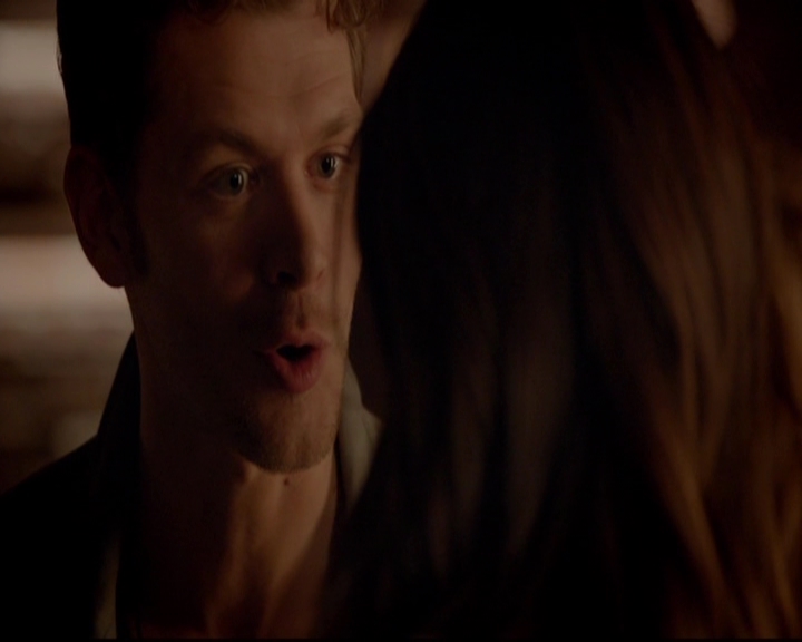 VampireDiariesWorld-dot-nl_TheOriginals_3x04AWalkOnTheWildSide0261.jpg