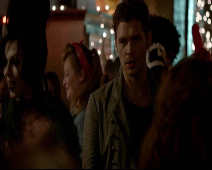 VampireDiariesWorld-dot-nl_TheOriginals_3x04AWalkOnTheWildSide0287.jpg