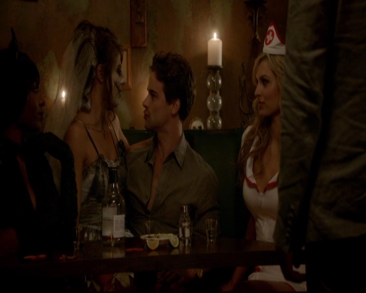 VampireDiariesWorld-dot-nl_TheOriginals_3x04AWalkOnTheWildSide0302.jpg