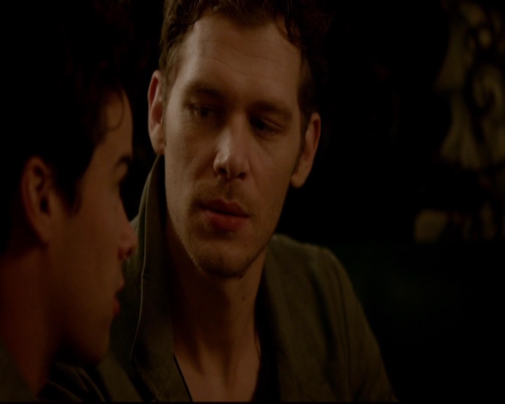 VampireDiariesWorld-dot-nl_TheOriginals_3x04AWalkOnTheWildSide0341.jpg