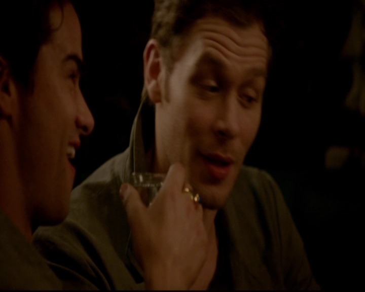 VampireDiariesWorld-dot-nl_TheOriginals_3x04AWalkOnTheWildSide0348.jpg