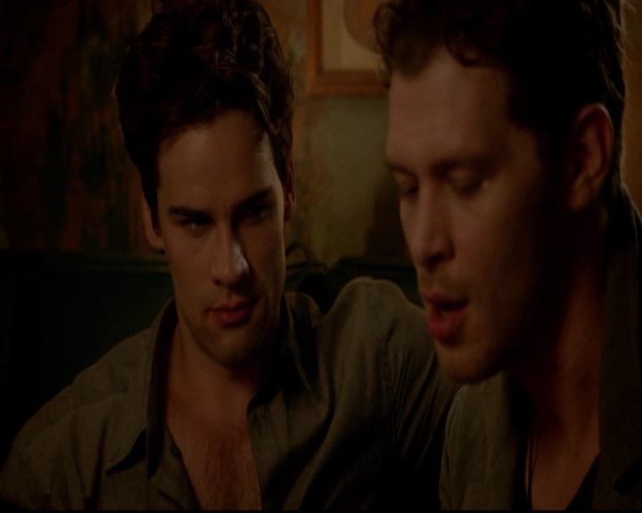 VampireDiariesWorld-dot-nl_TheOriginals_3x04AWalkOnTheWildSide0366.jpg