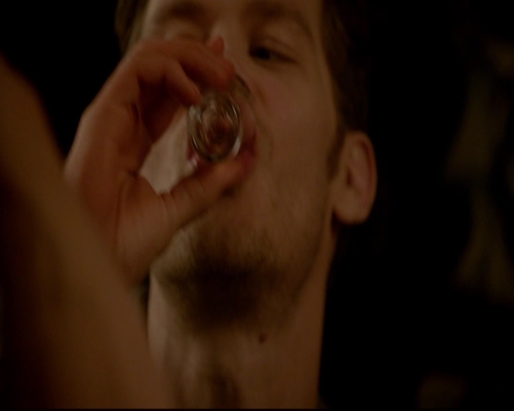 VampireDiariesWorld-dot-nl_TheOriginals_3x04AWalkOnTheWildSide0382.jpg