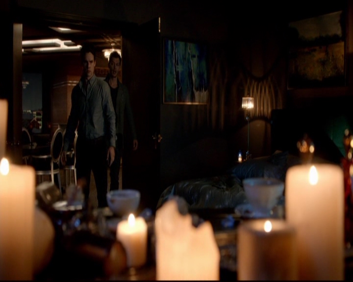 VampireDiariesWorld-dot-nl_TheOriginals_3x04AWalkOnTheWildSide0395.jpg